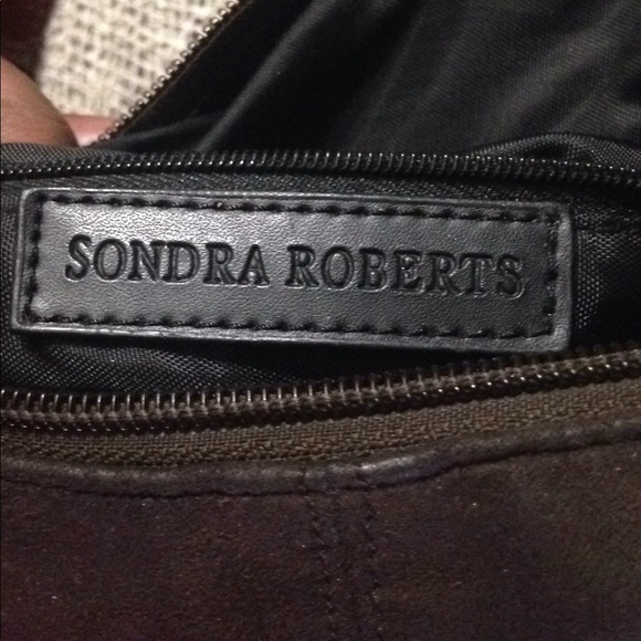 Sondra Roberts - Picture 4 of 8